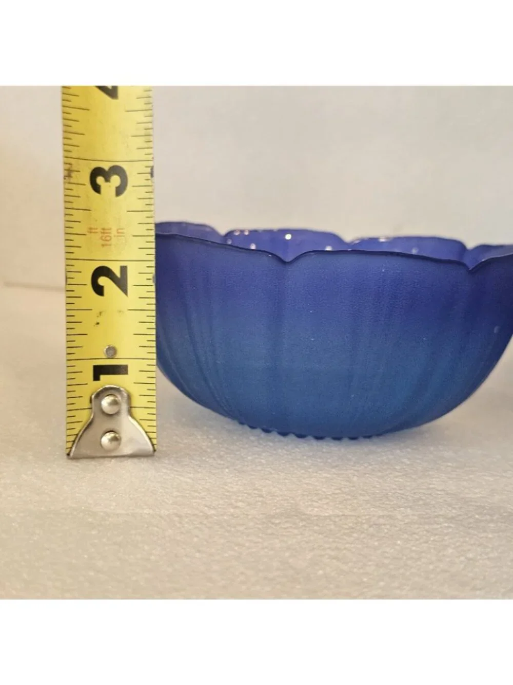 VTG ARC Fruit Bowls Blue Cobal Frosted Ombre Flower Textured 5